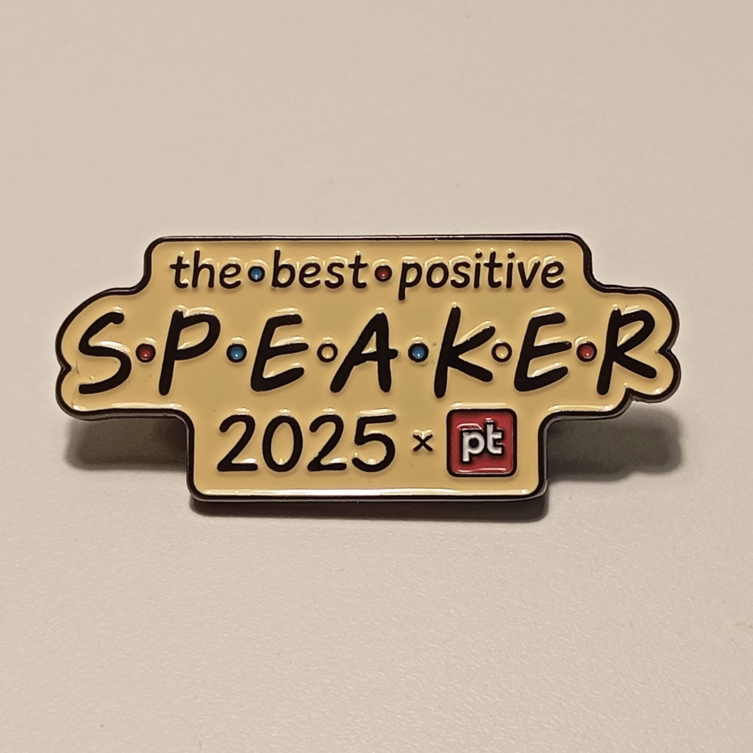 Наш PR-отдел отметил меня значком The Best Positive Speaker 2025 за публичные выступления, статьи и комментарии СМИ