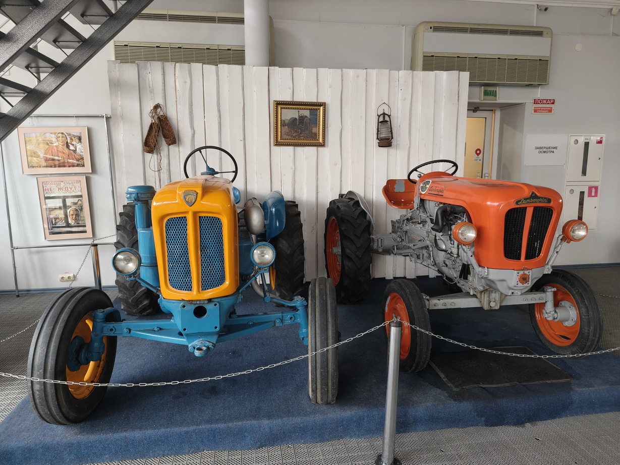 На этой неделе у меня было очень мало постов, так как мы семьёй отдыхали в столице республики Чувашии - городе Чебоксары