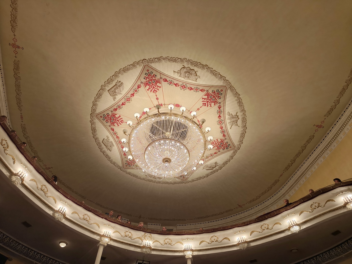 На этой неделе у меня было очень мало постов, так как мы семьёй отдыхали в столице республики Чувашии - городе Чебоксары